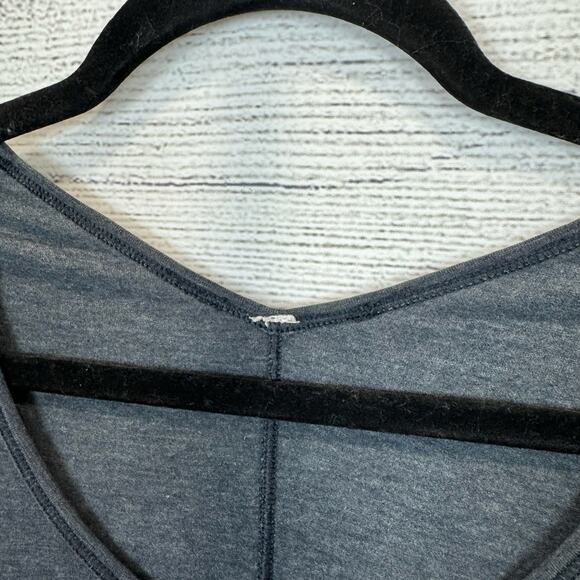 Lululemon Active Women's Dark Gray Long Sleeve Lightweight Tee - Picture 3 of 9
